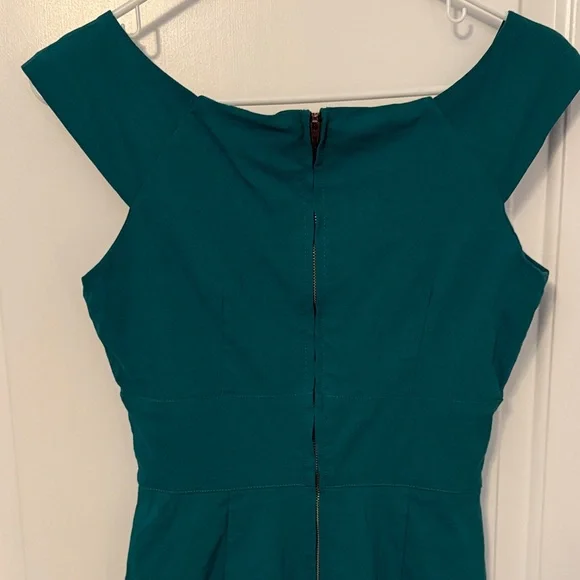 Bettie Page Emerald Green Midi Dress - Picture 5 of 6